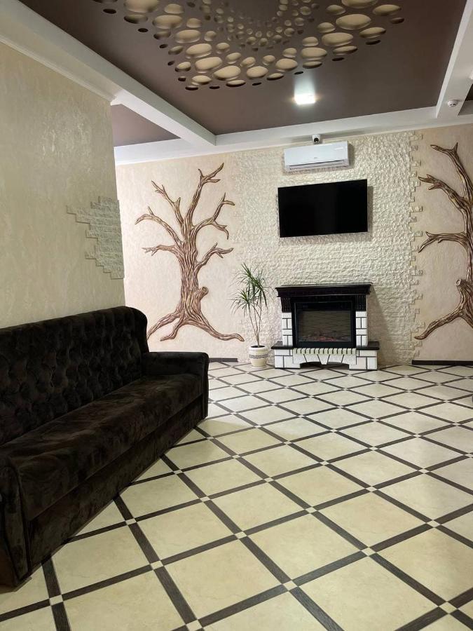 Hotel Chicago Умань Екстер'єр фото